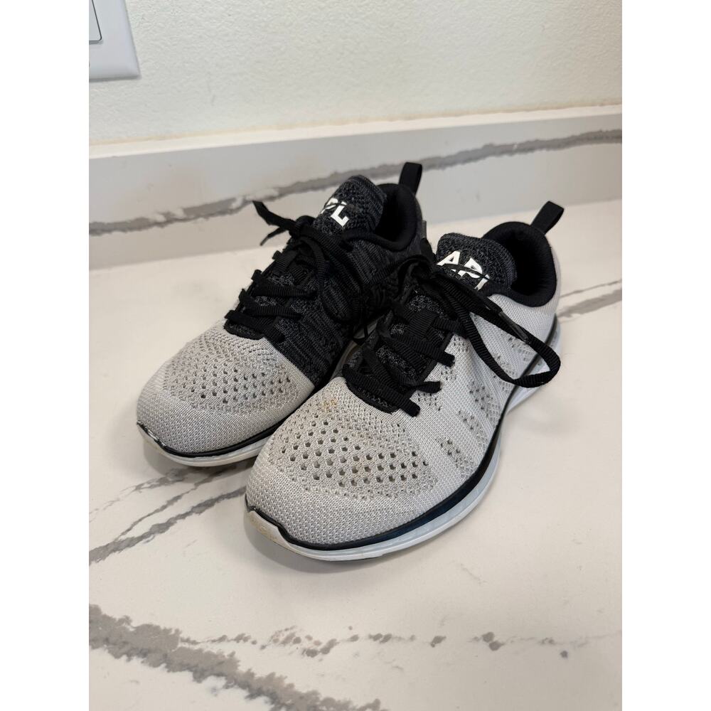 APL Women’s TechLoom Pro Tennis Shoes Running White / Black / Cosmic Grey Size 7 - Picture 4 of 11